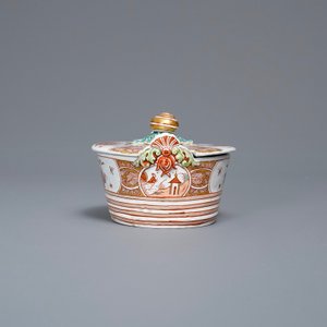 A Dutch Delft doré butter tub and cover with snail, 18th C. — photo 3