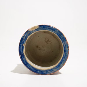A Dutch Delft doré jam-pot, 18th C. — photo 5
