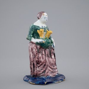 A Dutch Delft polychrome figure of a lady, 18th C. — photo 1