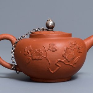 A Dutch Delft silver-mounted yixing style red earthenware teapot and cover, 1st quarter 18th C. — 照片 3