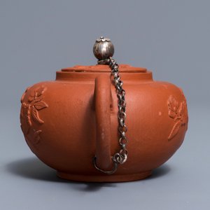 A Dutch Delft silver-mounted yixing style red earthenware teapot and cover, 1st quarter 18th C. — 照片 2