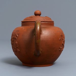 A Dutch Delft Yixing-style red earthenware teapot and cover, 1st quarter 18th C. — photo 5