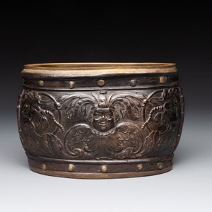 A Dutch gilt-brass mounted pressed baleen casket, Herman Doomer, 17th C. — photo 4