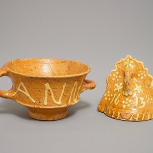 A Dutch slipware miniature fire bell dated 1613 and a bowl dated 1593, Northern Netherlands, 16/17th C. — 照片 1