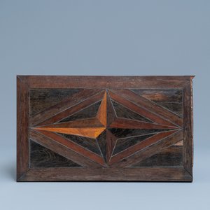 A Dutch wood marquetry and bone inlay table cabinet, 17th C. — 照片 6