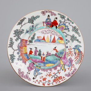 Une assiette blanc de Chine décorée en Europe, 18ème — photo 1
