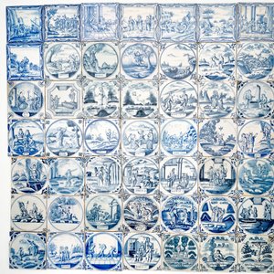 A field of 49 Dutch Delft blue and white tiles with religious scenes, 18/19th C. — 照片 2