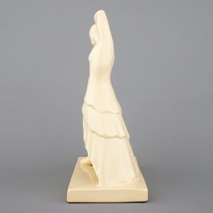 A figure of a dancing lady, Josephine Baker, Charles Catteau for Boch Freres Keramis ca. 1930 — 照片 3