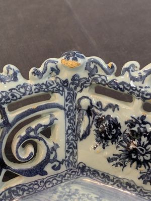 A fine and large blue and white Dutch Delft 'Frederic van Frytom-style' reticulated basket, 17th C. — photo 4