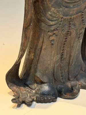 A fine and large Chinese bronze standing Buddha, Liao/Jin — photo 9