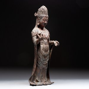 A fine and large Chinese bronze standing Buddha, Liao/Jin — photo 1