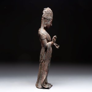 A fine and large Chinese bronze standing Buddha, Liao/Jin — photo 5