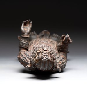 A fine and large Chinese bronze standing Buddha, Liao/Jin — photo 6
