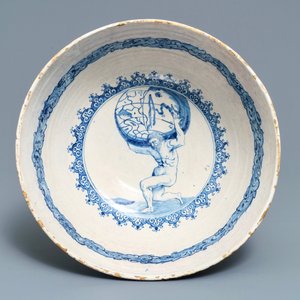 A fine and large Dutch Delft blue and white 'maritime subject' bowl depicting Atlas, 18th C. — 照片 6