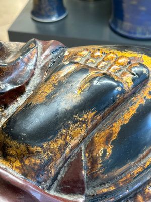 A fine and large Japanese gilt-lacquered wooden sculpture of a Buddha Shaka, Edo — photo 6