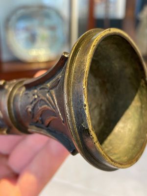 A fine and rare Chinese bronze vase with floral design in the style of Hu Wenming 胡文明, 'gu 觚', Ming — photo 6