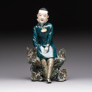 A fine and rare Chinese polychrome figure of a lady, Ye Yunhong Zhi 葉運紅製 mark, Republic — foto 2