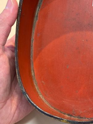 A fine and rare Chinese tortoiseshell-veneered and red-lacquered oval box and cover, signed Wang Wenzhi 王文治, Qianlong mark and of the period — photo 35