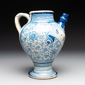 A fine blue and white Antwerp maiolica wet drug jar, 16th C. — photo 2