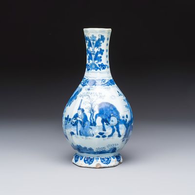 A fine blue and white Dutch Delft chinoiserie vase in Transitional style, 17th C.