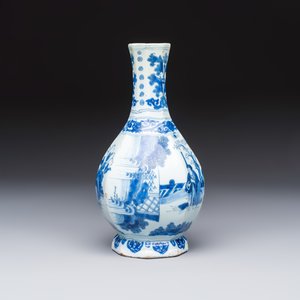 A fine blue and white Dutch Delft chinoiserie vase in Transitional style — photo 4
