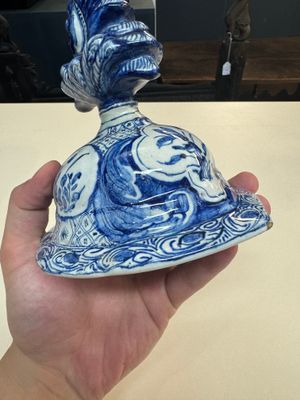 A fine blue and white Dutch Delft five-piece chinoiserie garniture — photo 112