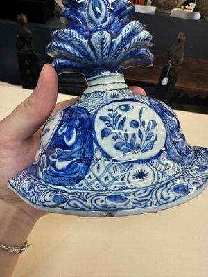 A fine blue and white Dutch Delft five-piece chinoiserie garniture — photo 113