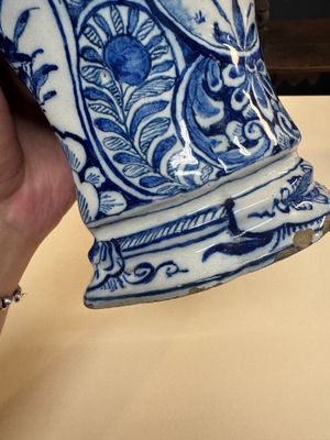 A fine blue and white Dutch Delft five-piece chinoiserie garniture — photo 136