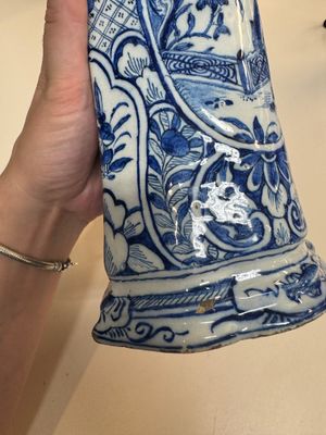 A fine blue and white Dutch Delft five-piece chinoiserie garniture — photo 16