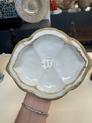 A fine blue and white Dutch Delft five-piece chinoiserie garniture — photo 19