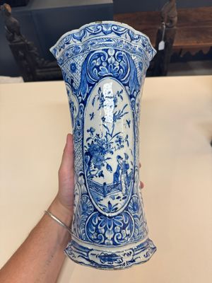 A fine blue and white Dutch Delft five-piece chinoiserie garniture — photo 21