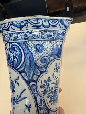 A fine blue and white Dutch Delft five-piece chinoiserie garniture — photo 24