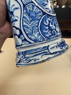 A fine blue and white Dutch Delft five-piece chinoiserie garniture — photo 26