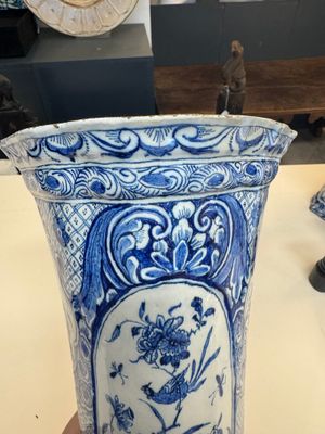 A fine blue and white Dutch Delft five-piece chinoiserie garniture — photo 31