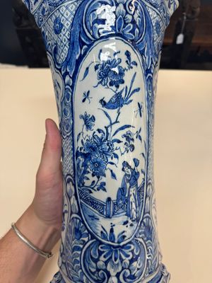 A fine blue and white Dutch Delft five-piece chinoiserie garniture — photo 33