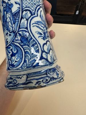 A fine blue and white Dutch Delft five-piece chinoiserie garniture — photo 36