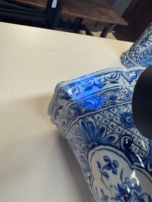 A fine blue and white Dutch Delft five-piece chinoiserie garniture — photo 44