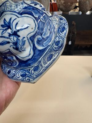 A fine blue and white Dutch Delft five-piece chinoiserie garniture — photo 52