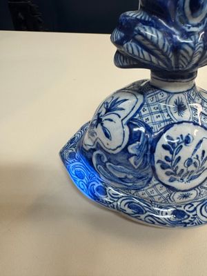 A fine blue and white Dutch Delft five-piece chinoiserie garniture — photo 54