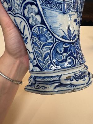 A fine blue and white Dutch Delft five-piece chinoiserie garniture — photo 60