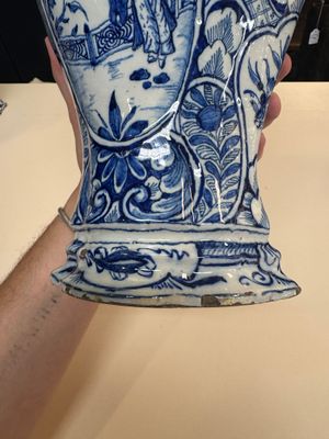 A fine blue and white Dutch Delft five-piece chinoiserie garniture — photo 61