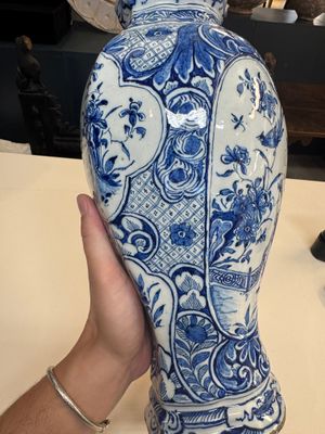 A fine blue and white Dutch Delft five-piece chinoiserie garniture — photo 68