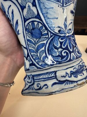 A fine blue and white Dutch Delft five-piece chinoiserie garniture — photo 69