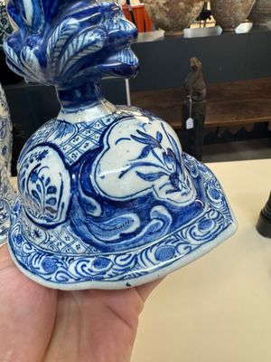 A fine blue and white Dutch Delft five-piece chinoiserie garniture — photo 84