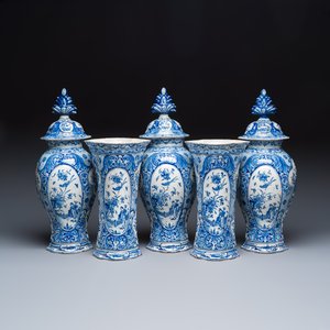 A fine blue and white Dutch Delft five-piece chinoiserie garniture — photo 1