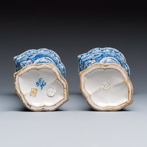 A fine blue and white Dutch Delft five-piece chinoiserie garniture — photo 15