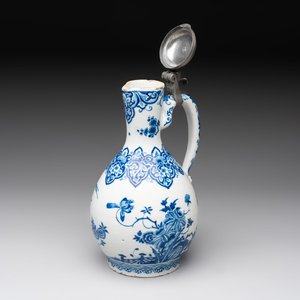 A fine blue and white Dutch Delft jug with pewter cover, early 18th C. — 照片 6