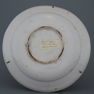 A fine Brussels faience dish with a central star, late 18th C. — photo 2