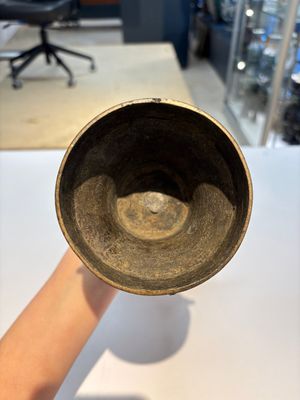 A fine Chinese archaistic bronze 'Gu' vase, Ming — photo 10