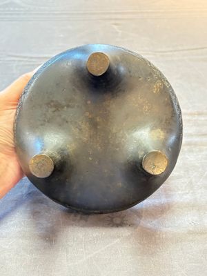 A fine Chinese archaistic bronze tripod censer, Yuan — foto 6